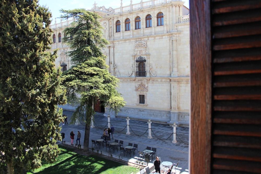 Hotel El Bedel Alcalá de Henares Exterior foto